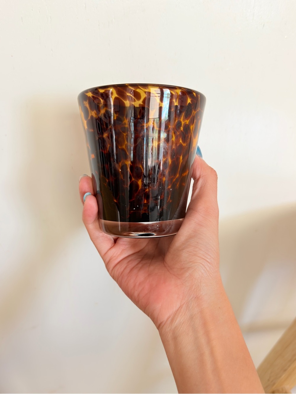Tortoiseshell Glass Cup - Amber Brown - Picture 3 of 4